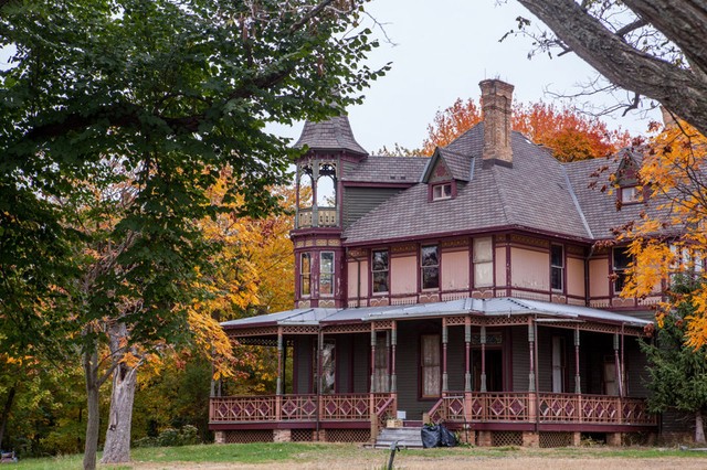 A Guide To This Year\'s Best Historic Ghost Tours