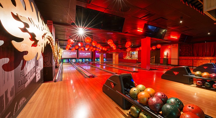 Bowling NYC Bowlmor Times Square