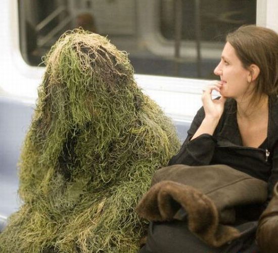 23 weird images from New York City Subway 13 Weird New York City Subway