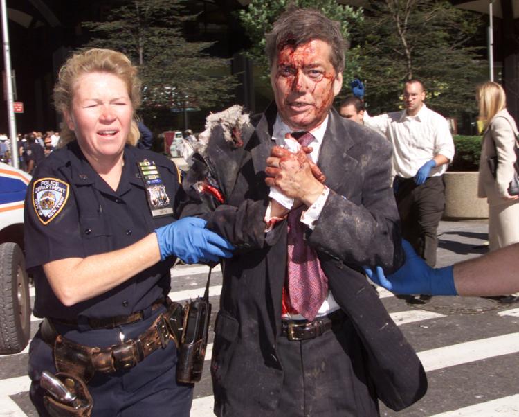We will never forget heroes of 9/11 2 Heroes of 9/11: Moira Smith NYPD