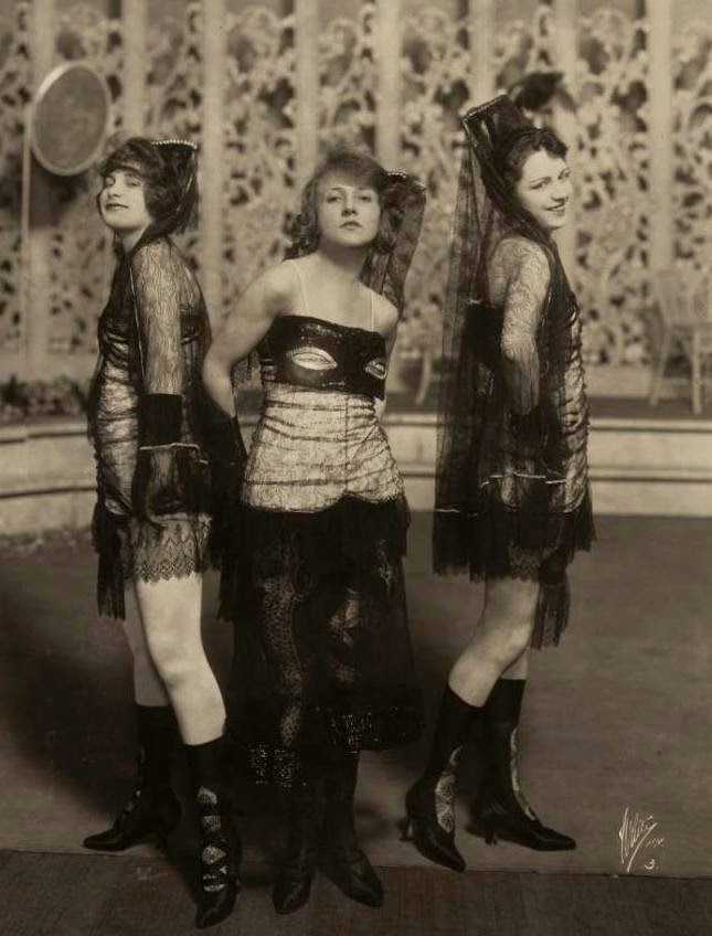 Fashion of NYC men and women in the 1920s (Gallery) 5 NYC fashion for men and women in the 1920s