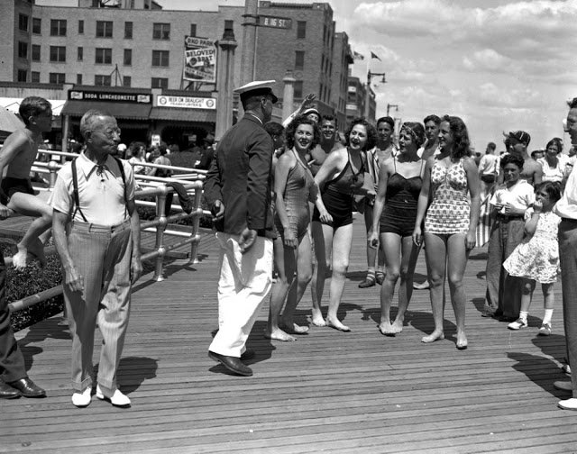 New Yorkers in the 1930s. How did they dress? (Gallery) 15 New Yorkers in the 1930s