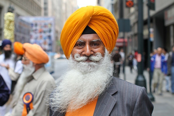 How many people live in New York City and other interesting facts