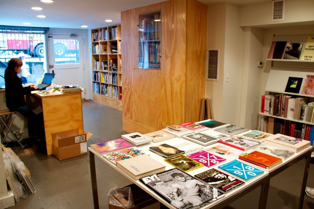 Looking for best NYC bookstore? 8 Dashwoods Books