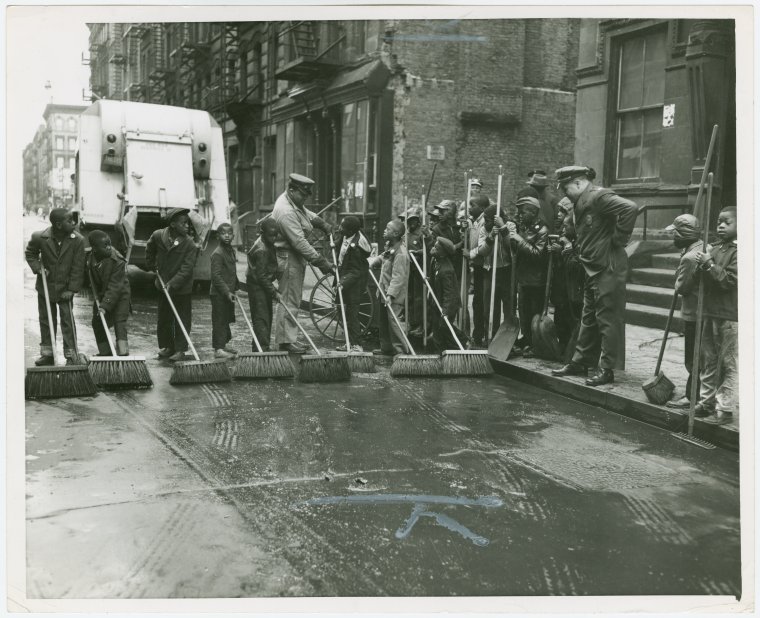 Old days in Harlem (Gallery and Videos) 5 Old days in Harlem: Group of Harlem youths recruited as street sweepers on 117th Street, ca. 1940s