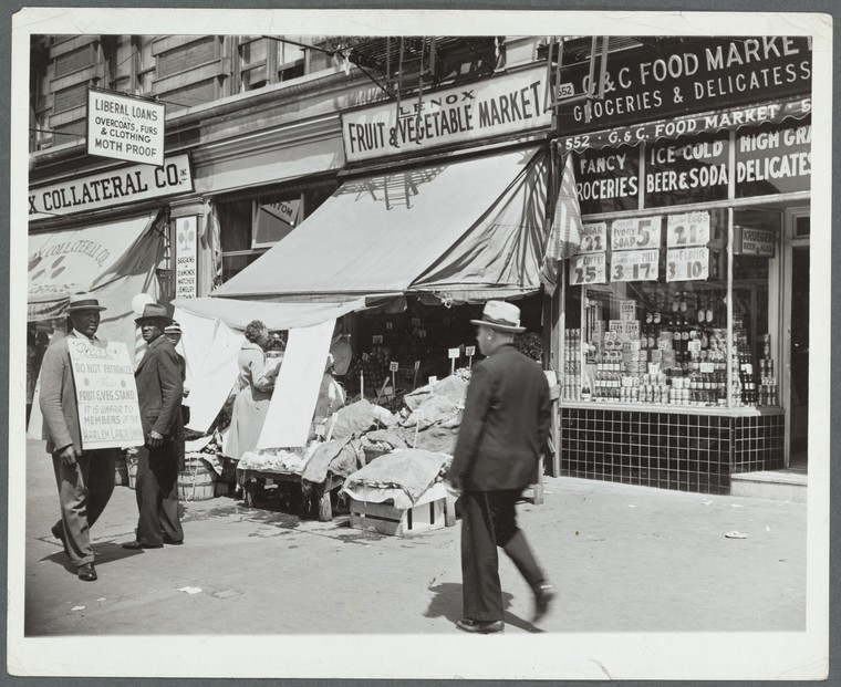 Old days in Harlem (Gallery and Videos) 7 Old days in Harlem: Lenox Fruit and Vegetable Market