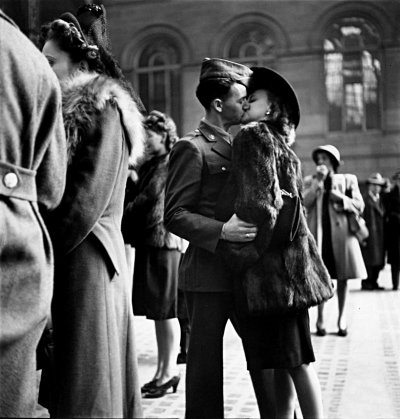 What Did New Yorkers Wear In 1940s? 8 What Did New Yorkers Wear In 1940s? 3