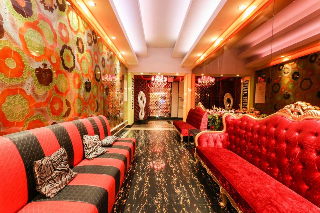 Karaoke in NYC? Top 7 Karaoke Bars To Embarrass Yourself in 2019 14