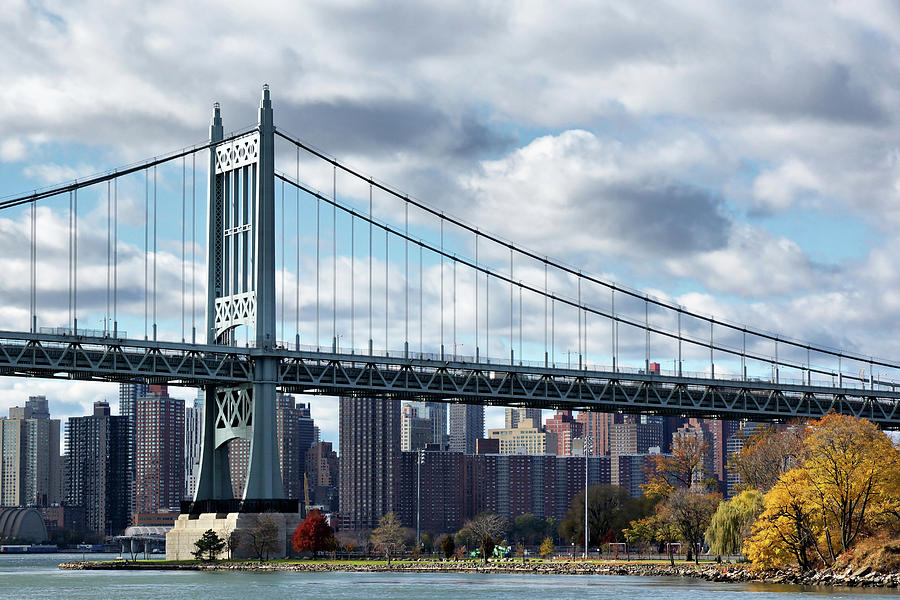 How Many Bridges Are in New York City? 7 How Many Bridges Are in New York City?